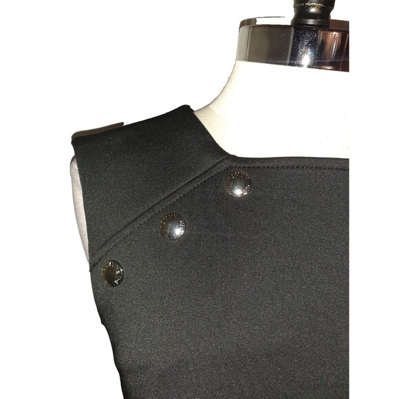 TOMMY HILFIGER Size 10 Sheath Dress Black Sleeveless Stretch Knit Knee Length - Picture 2 of 5